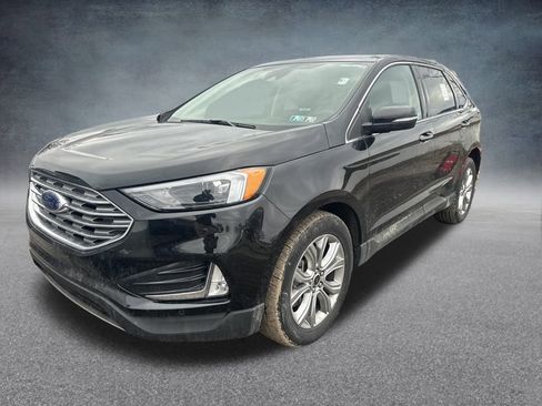 Used 2024 Ford Edge Titanium image 32