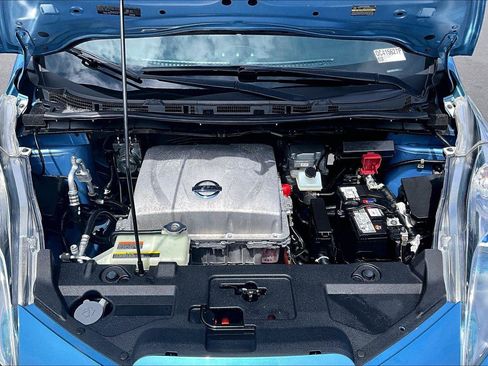 Used 2013 Nissan Leaf S w/ Charger Pkg FWD image 27