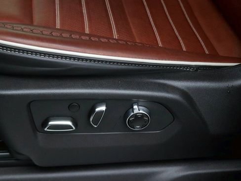 Used 2024 GMC Sierra 2500 Denali Ultimate image 17