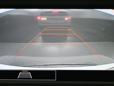 Used 2023 Chevrolet Equinox LS w/ LS Convenience Package FWD image 14