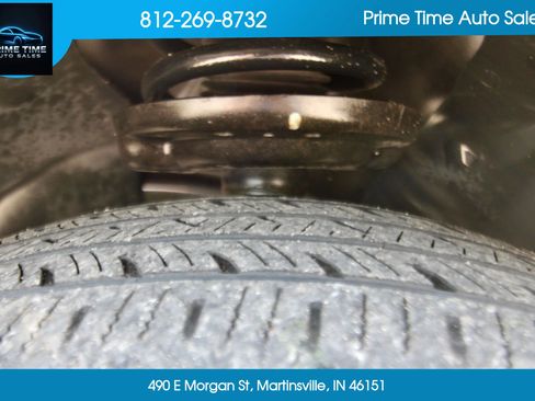 Used 2015 Cadillac SRX Luxury w/ Driver Awareness Package image 17