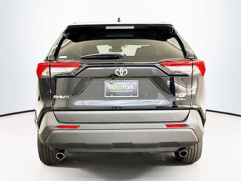 Used 2025 Toyota RAV4 LE image 7