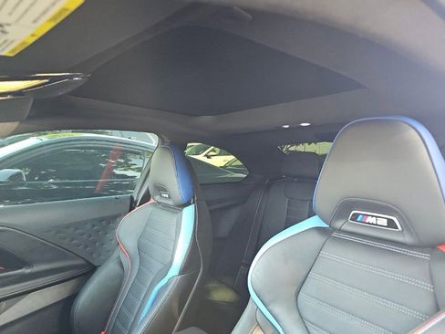 Used 2024 BMW M2 RWD image 9