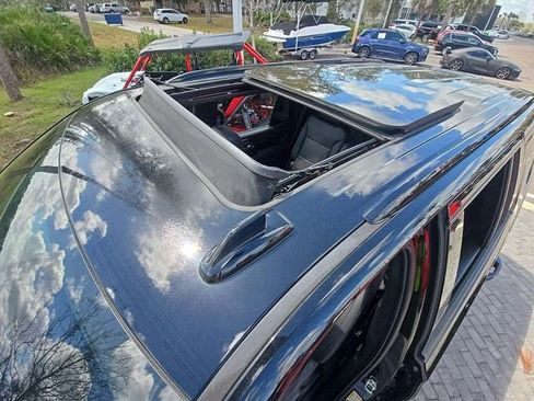 Used 2022 Chevrolet Tahoe Z71 w/ Luxury Package image 8