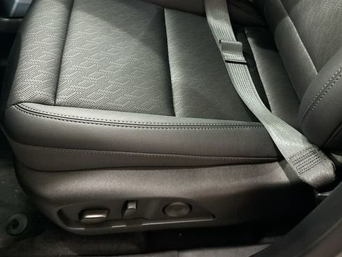 New 2026 Chevrolet Equinox LT w/ Convenience Package II image 20