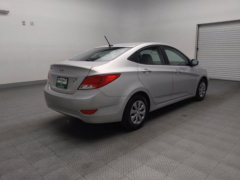 Used 2017 Hyundai Accent SE image 9