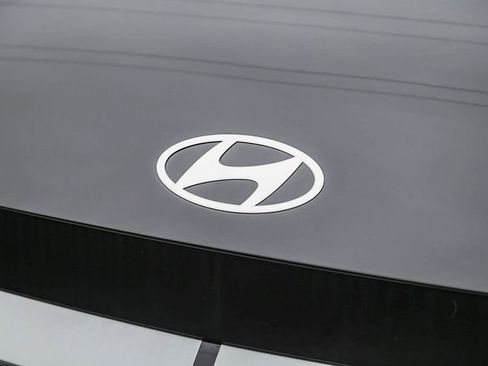 New 2026 Hyundai Ioniq 5 SEL image 6
