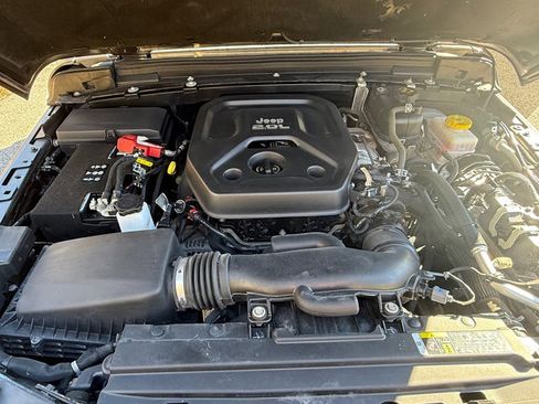 Used 2020 Jeep Wrangler Sport image 9