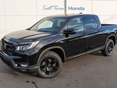 New 2026 Honda Ridgeline Black Edition image 2