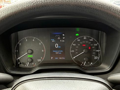 Used 2024 Toyota Corolla LE AWD/4WD image 6
