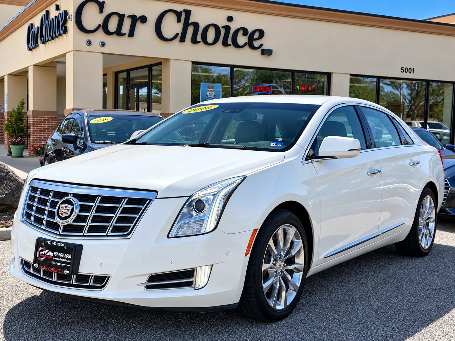 Used 2015 Cadillac XTS Premium FWD image 1