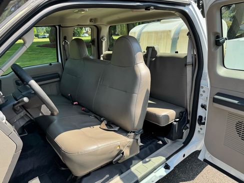 Used 2008 Ford F350 XL RWD image 12