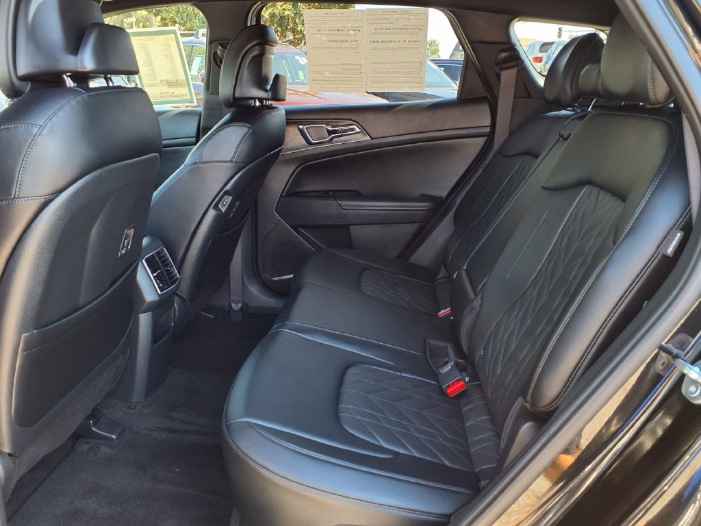 Certified 2025 Kia Sportage X-Line Prestige AWD/4WD image 12