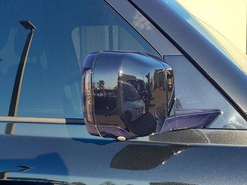 Used 2022 Land Rover Defender 110 image 18