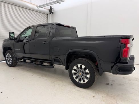 Certified 2024 Chevrolet Silverado 2500 Custom w/ Custom Value Package image 11