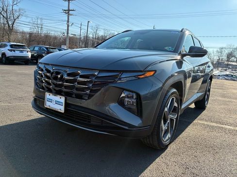 Used 2023 Hyundai Tucson Limited image 3