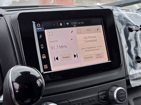 New 2025 RAM ProMaster 1500 w/ Quick Order Package 22G SLT image 16