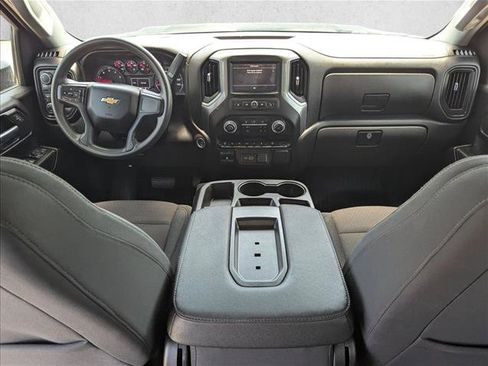 Used 2024 Chevrolet Silverado 2500 Custom w/ Custom Value Package AWD/4WD image 16