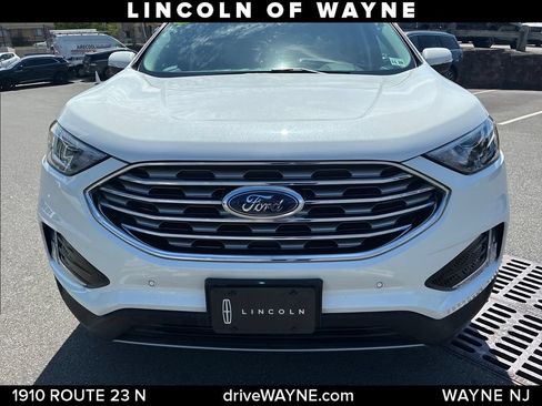 Used 2024 Ford Edge Titanium AWD/4WD image 10
