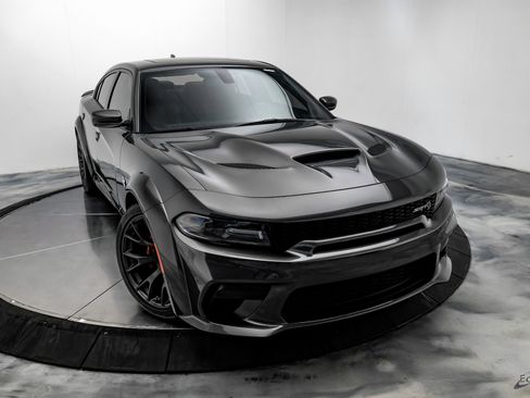 Used 2020 Dodge Charger SRT Hellcat w/ Harman/Kardon Audio Group image 25