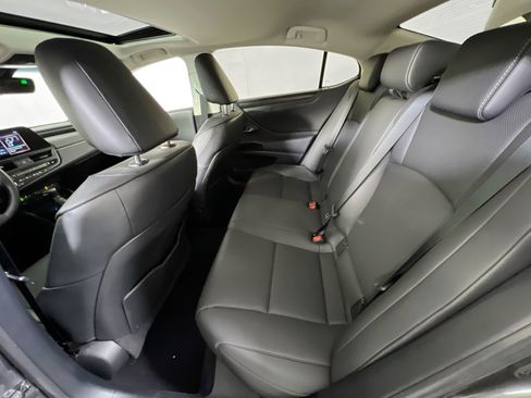 Used 2022 Lexus ES 350 w/ Premium Package FWD image 23