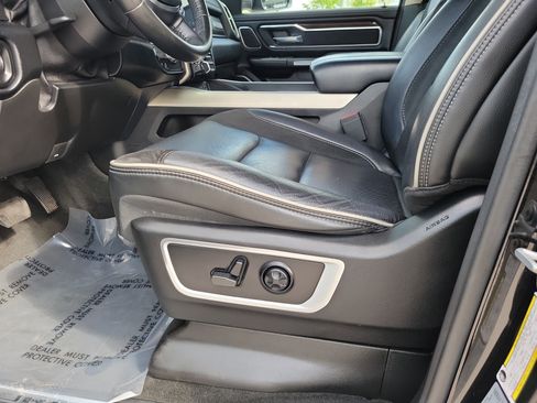Used 2021 RAM 1500 Laramie RWD image 12
