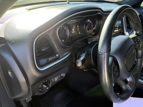 Used 2019 Dodge Challenger R/T w/ Driver Convenience Group image 18