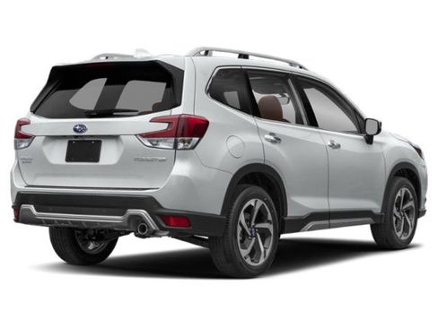 Used 2022 Subaru Forester Touring w/ Popular Package #3 AWD/4WD image 5