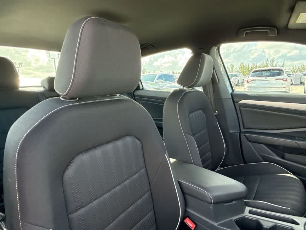 Certified 2023 Volkswagen Jetta Sport FWD image 27