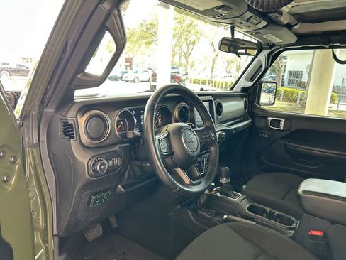 Used 2021 Jeep Wrangler Unlimited Sport image 6