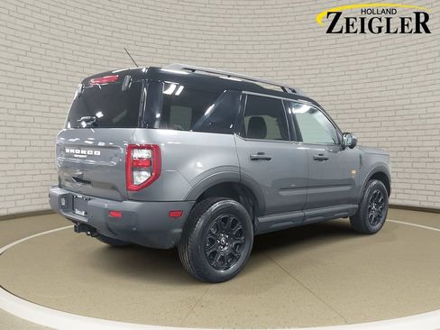 Used 2025 Ford Bronco Sport Badlands image 5