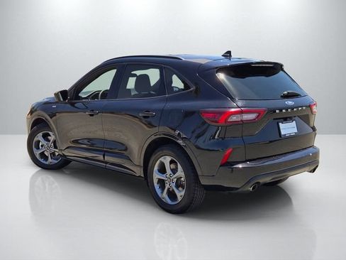 Used 2023 Ford Escape ST-Line FWD image 6