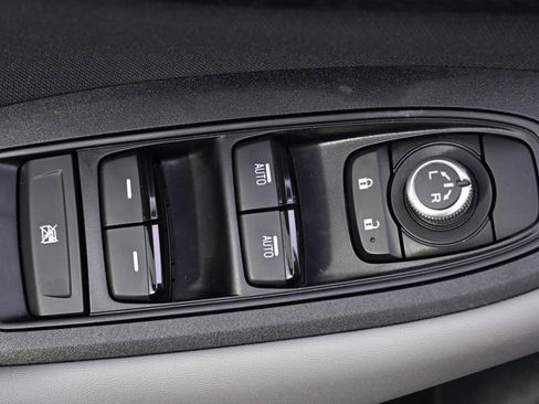 Used 2024 Subaru Outback Premium image 22