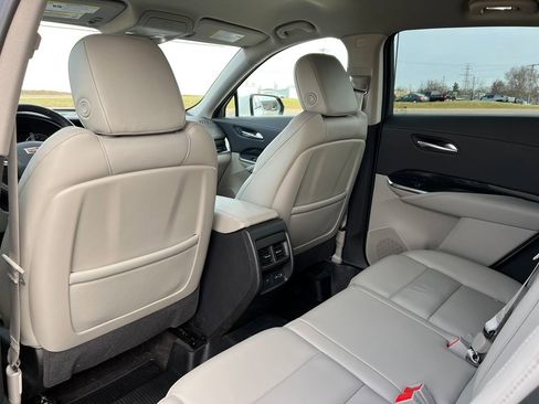 Used 2022 Cadillac XT4 Premium Luxury w/ Enhanced Visibility Package image 34