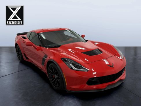 Used 2015 Chevrolet Corvette Z06 w/ 2LZ Preferred Equipment Group RWD image 9