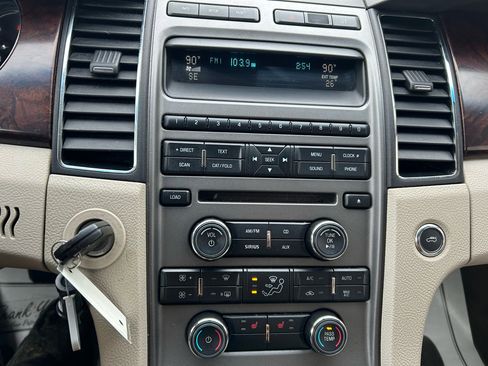 Used 2011 Ford Taurus SEL w/ 201A Rapid Spec Order Code image 22