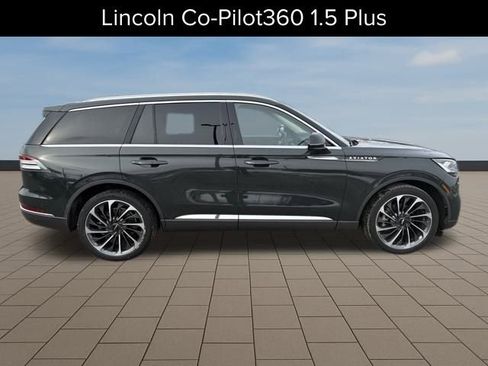 Used 2023 Lincoln Aviator Reserve w/ Equipment Group 201A image 7