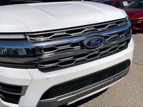 Used 2022 Ford Expedition Platinum RWD image 5