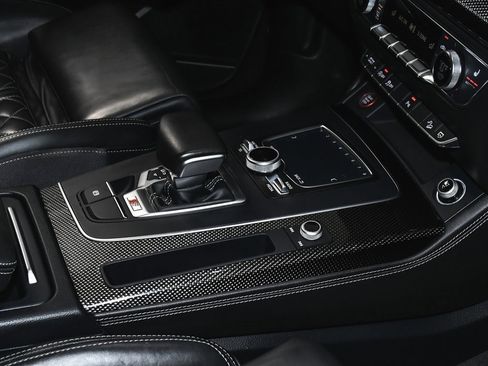 Used 2018 Audi SQ5 Premium Plus w/ Navigation Package image 69