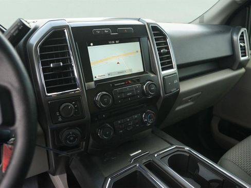 Used 2016 Ford F150 XLT w/ Equipment Group 302A Luxury AWD/4WD image 26