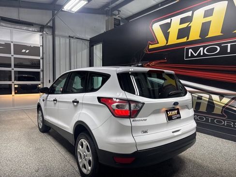 Used 2017 Ford Escape S image 17
