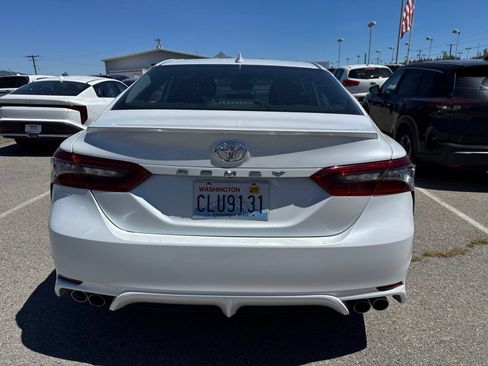 Used 2024 Toyota Camry XSE FWD image 7