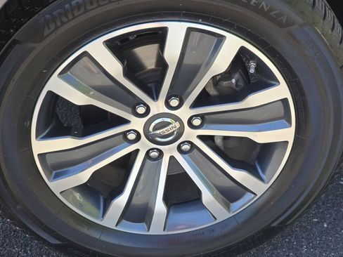 Used 2019 Nissan Armada SL w/ Premium Package image 3