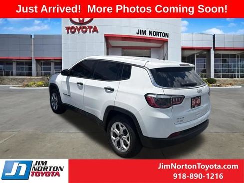 Used 2025 Jeep Compass Sport AWD/4WD image 5