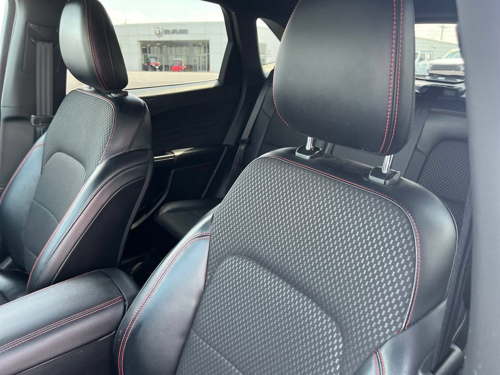 Used 2023 Ford Escape ST-Line AWD/4WD image 12