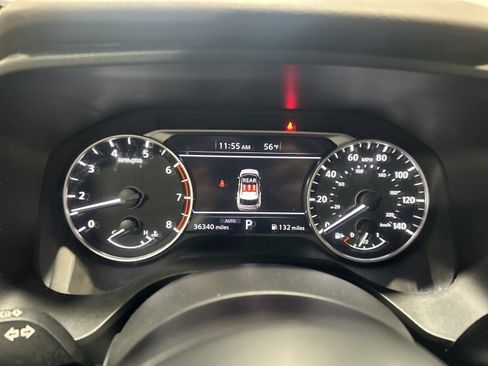 Used 2023 Nissan Rogue S image 35