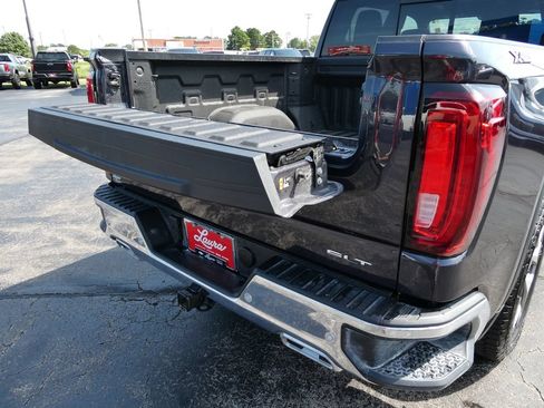 Certified 2026 GMC Sierra 1500 SLT w/ SLT Premium Plus Package AWD/4WD image 18