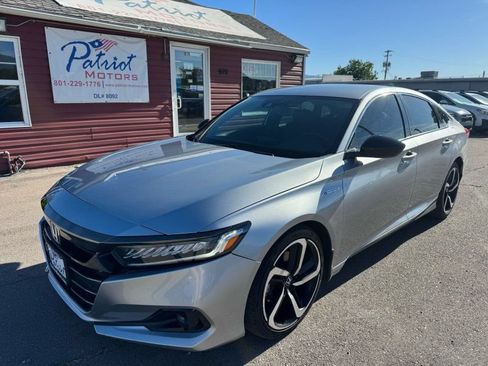 Used 2022 Honda Accord Sport image 1