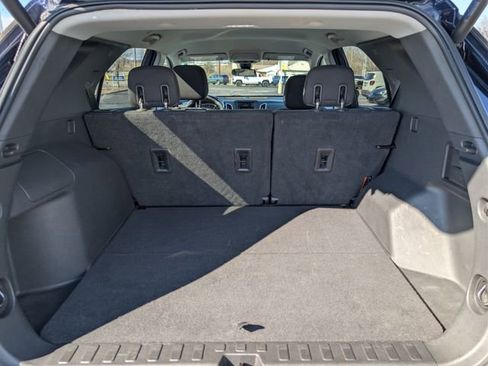 Used 2020 Chevrolet Equinox LT image 19