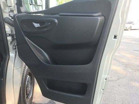 Used 2022 Mercedes-Benz Sprinter 2500 image 62